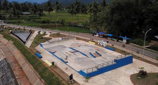 Bluetown Skatepark | Image credit: Anovry Yufikar