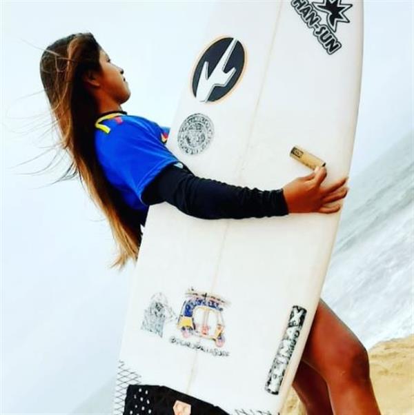 Boardriding | Genesis Borja