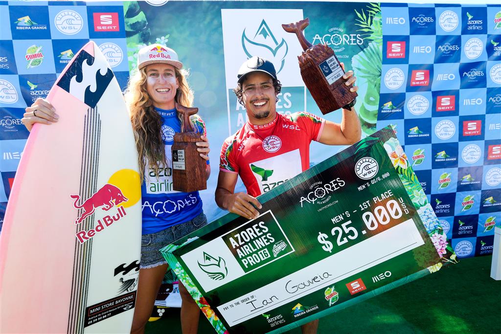 Justine Dupont (FRA) & Ian Gouveia (BRA), winners of the 2016 Azores Airlines Pro, at Sao Miguel Island, Azores, Portugal. Photo credit: WSL/Masurel