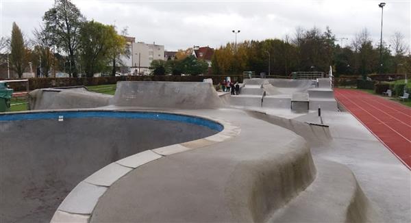 Skatepark De Bres | Image credit: Google - Crack Team Skateboard