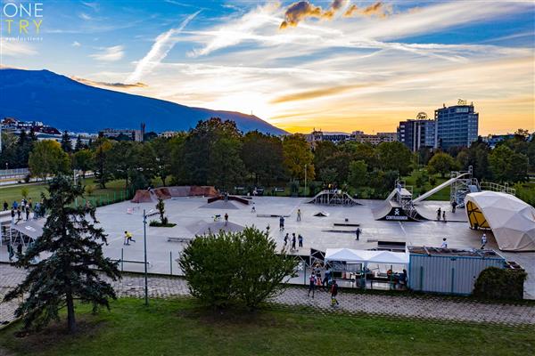 Skatepark Sofia | Image credit: Facebook / @SkateParkSofia / @skateboard.federation Courtesy of #onetryproductions