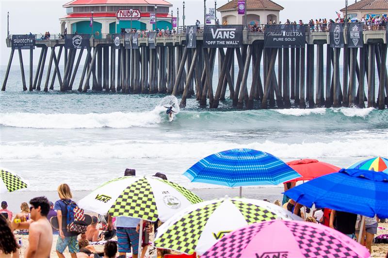 Local surfers charge into finals day at US Open of Surfing