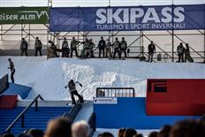 Black Yeti takes us to Italy for a new tour stop: World Rookie Rail Jam by Skipass