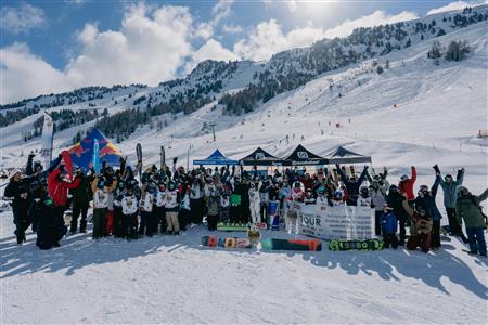 Good vibes and happy snowboarders at the 3rd Zillertal VÄLLEY RÄLLEY hosted by Blue Tomato & Ride Snowboards
