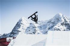 Licence to shred - SKYLINE SNOWPARK Schilthorn guarantees action
